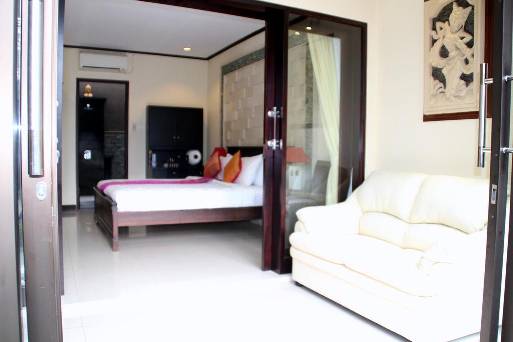 S Seminyak (Bali)