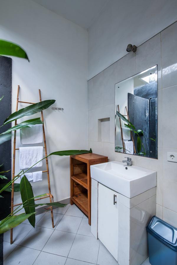 S Seminyak (Bali)
